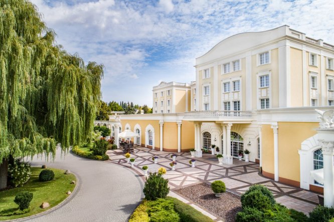 Konferencja pod Warszawą - Hotel Windsor w Jachrance