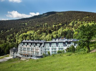 Czarna Góra Resort